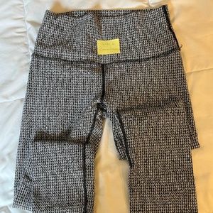 Lululemon wunder under